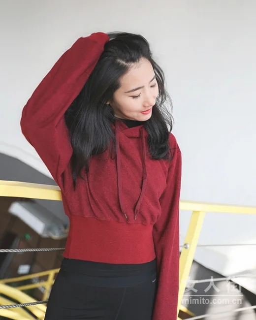 运动女孩喜欢穿的，帅气卫衣BF风