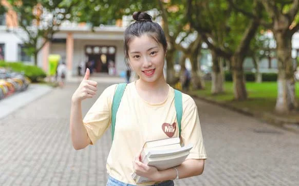 学服装的以后的前景