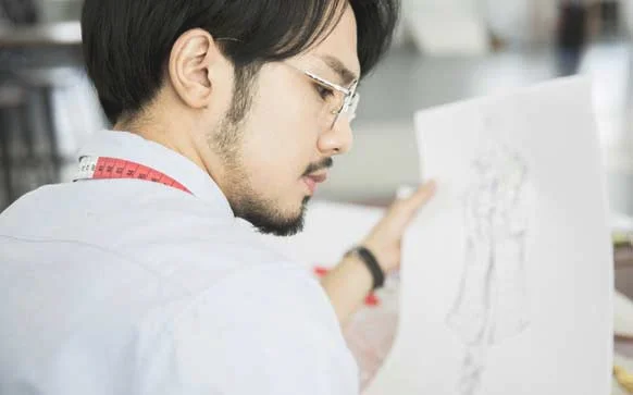 服装店如何摆设衣服