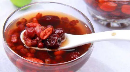 红枣枸杞水的功效与作用及禁忌