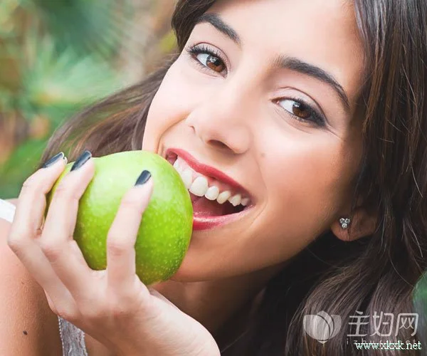 早上吃苹果能减肥吗 苹果怎么吃可以减肥瘦身