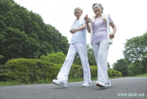 运动时穿棉质衣服易感冒？