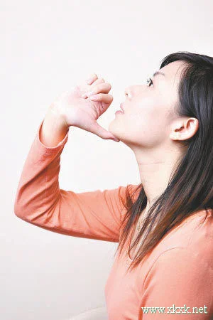 5分钟瘦脸瑜伽速成巴掌小脸
