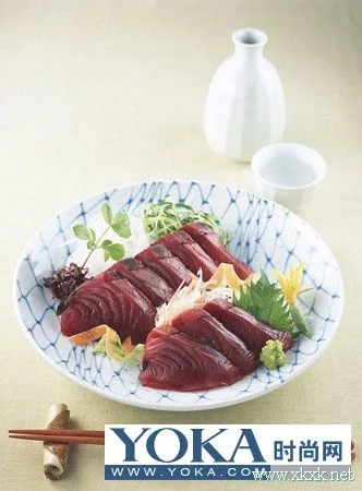 日本流行 左手吃饭对减肥有帮助
