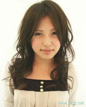 时尚潮流长卷发 小女人越变越可爱