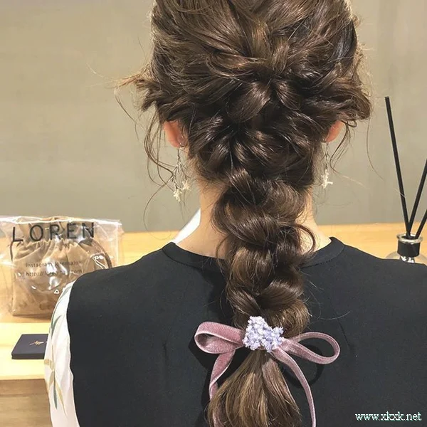一组适合甜美女生的“日式编发”