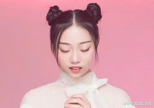 2020年最流行的四款女生扎发发型