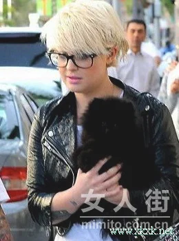 小胖脸奥斯本用发型妆出美丽