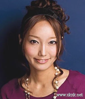 聪明OL必学 6款简单快速盘发