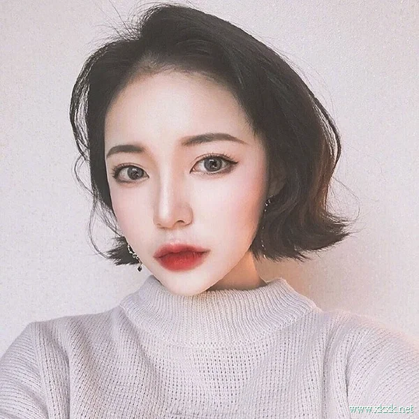 超有气质小姐姐的,演绎超美“及耳短发”