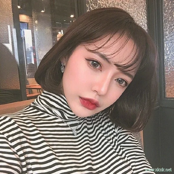 超有气质小姐姐的,演绎超美“及耳短发”