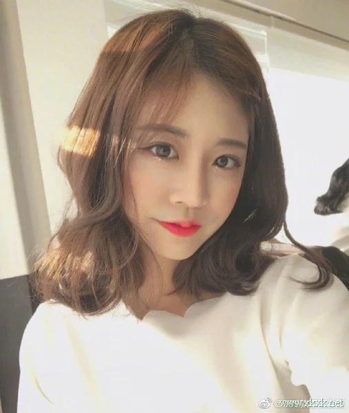 37分外翘蛋卷中长发，甜系小仙女必备哟