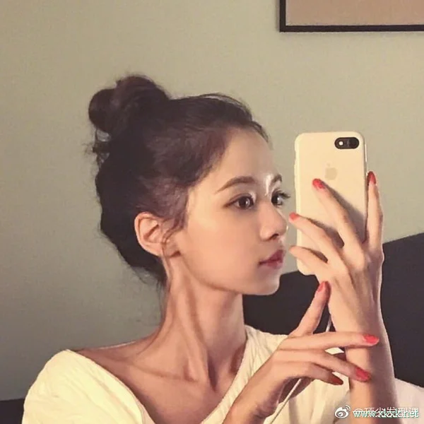 今年女生超流行“蛋卷头”，8款蛋卷头发型图片