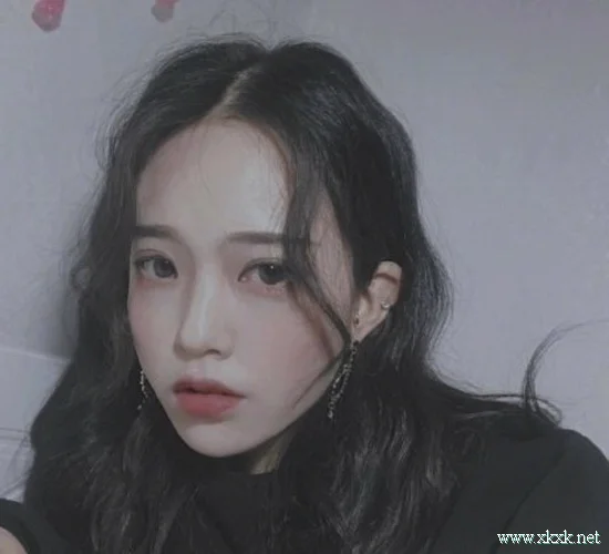 适合中长发妹子的9款大卷发图片