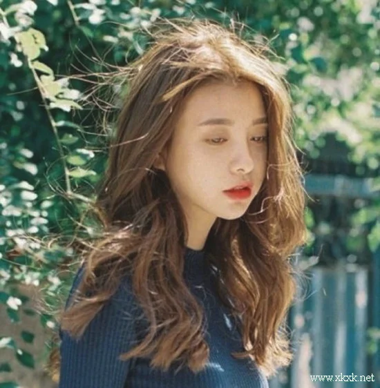适合中长发妹子的9款大卷发图片