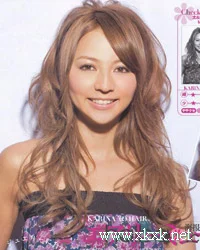 蓬松卷发