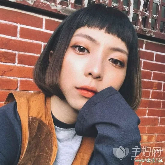 夏天时尚小姐姐都爱的短发造型以及颜色