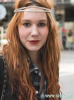 时髦怪异发饰 欧美女玩转冬季