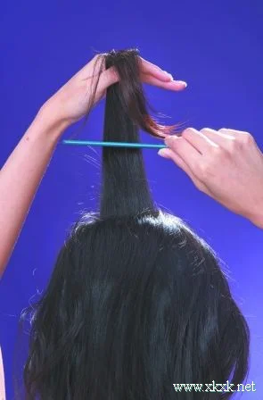 5步DIY直发变卷 更有浓浓女人味