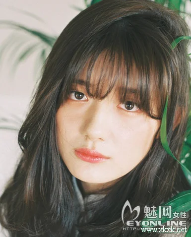 韩式女生空气刘海发型 时尚甜美首选发型
