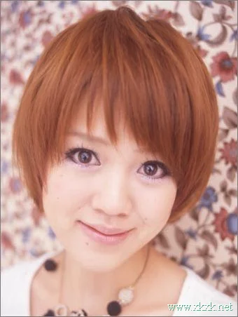 8款中短发 适合圆脸MM发型设计