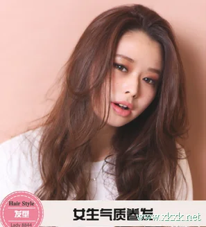 女生气质卷发 春夏出街美美哒