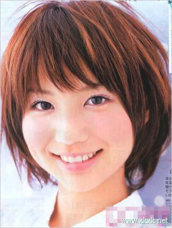 圆脸女孩子适用短发