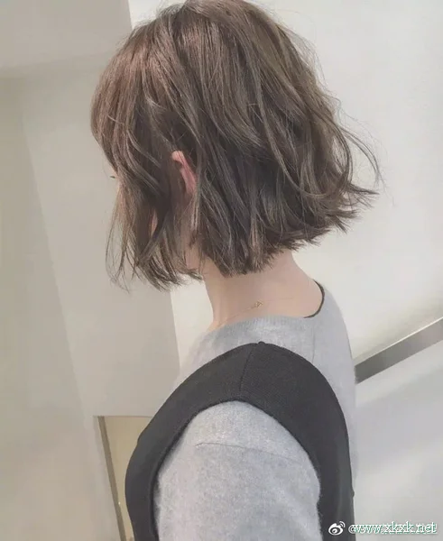 日本女生流行的中短发，日系空气感短发推荐