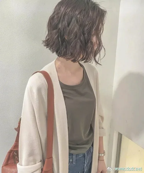 日本女生流行的中短发，日系空气感短发推荐