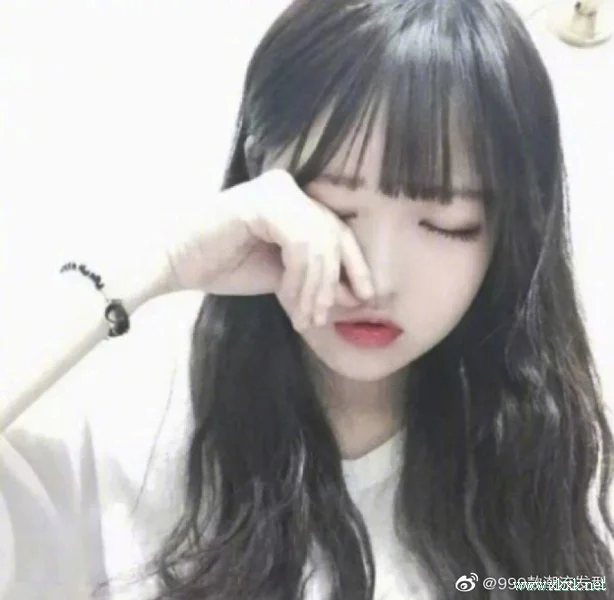 头发又厚又黑的女生，这几款发型值得一试