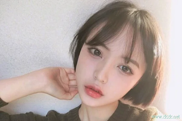 2021年长脸女生最适合的9款短发