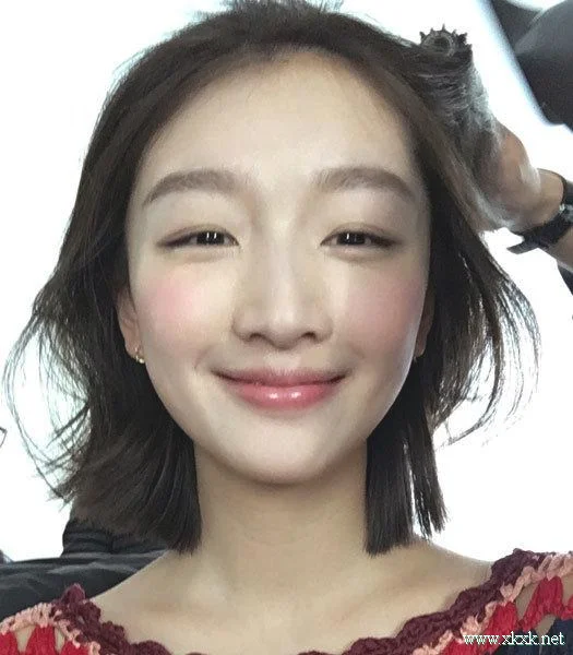 女星同款活力短发 你剪你也美！