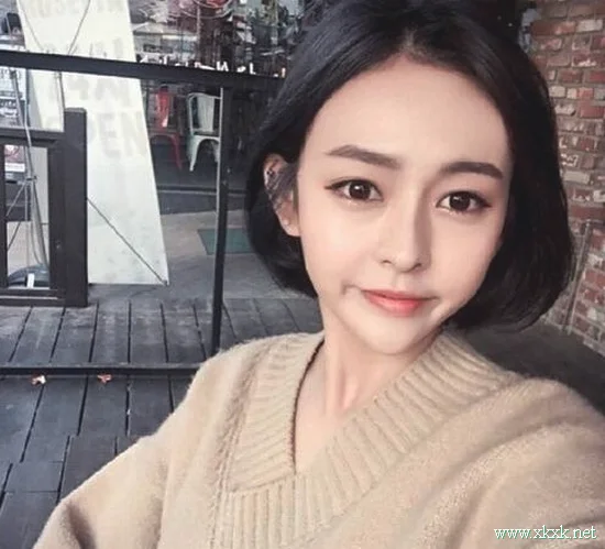 2019最美的小姐姐短发美照集