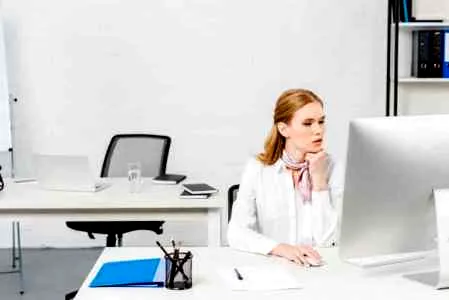 4款韩式瘦脸刘海编发教程图解 刘海改变发型瞬间与众不