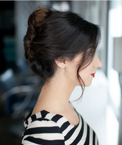 法式简易盘发发型图片 速成情人节优雅发型