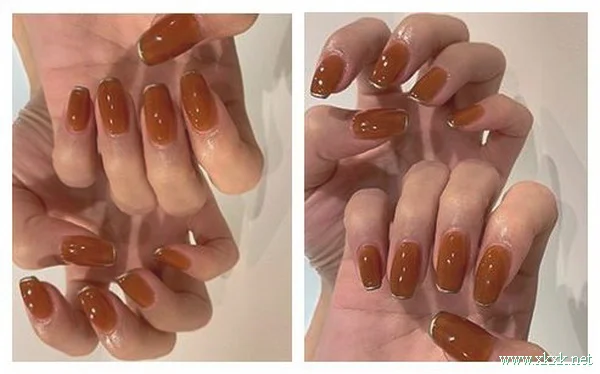 适合冬季又显手白的美甲款式，搭配毛衣好美！