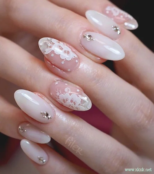 2019新娘美甲图片大全，粉色系美甲