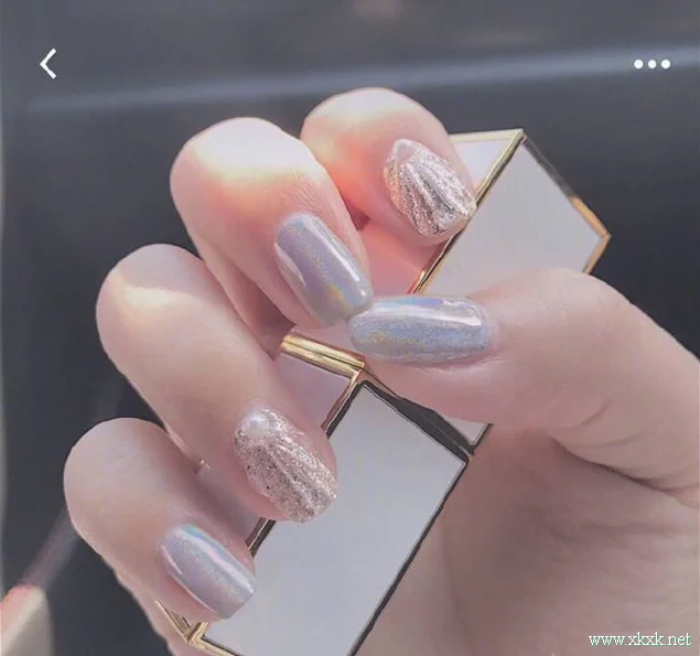 秋季气质感美甲图案推荐，这九款你要看看！