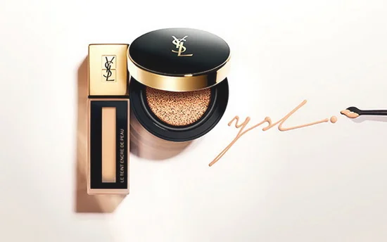 YSL 推出全新恒久完美气垫粉饼