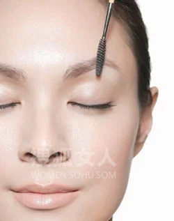 超详细眉型打造法 精致女人必修
