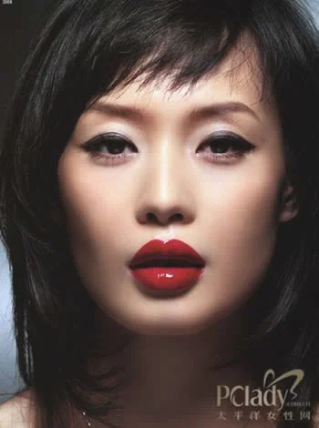 女孩唇妆