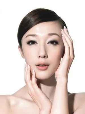 美丽加分 打造迷人小脸妆