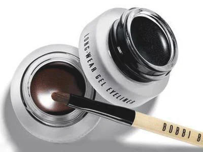 光泽感裸妆 素颜女瞬间变超精致