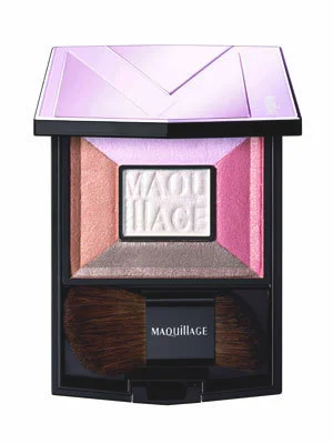 光泽感裸妆 素颜女瞬间变超精致