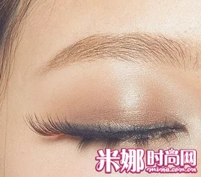 彩色假睫毛妆点眼尾 民族风完美妆容