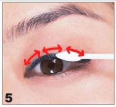 让瞳孔又大又亮的眼线画法(组图)