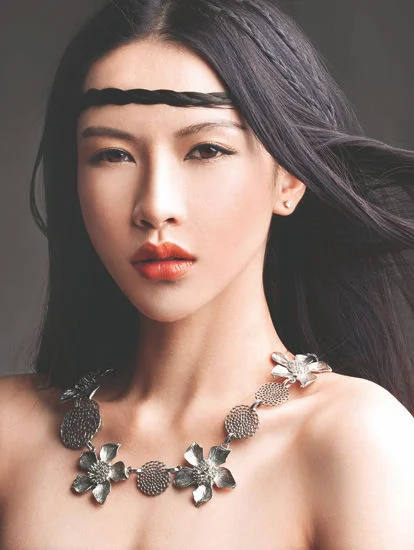 早春2月 花意女子的梦幻彩妆