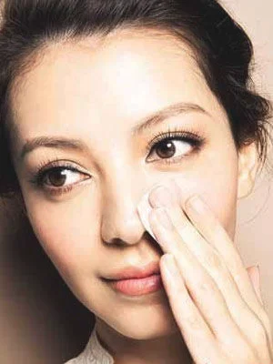 4大补妆技巧 让派对女王精致到底