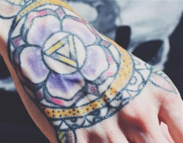 手背纹身怎么洗