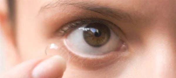 眼部吸脂手术怎么做?